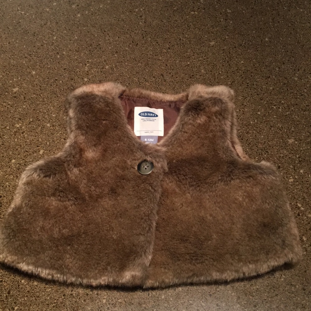 Kids fur vest. 6-12m
